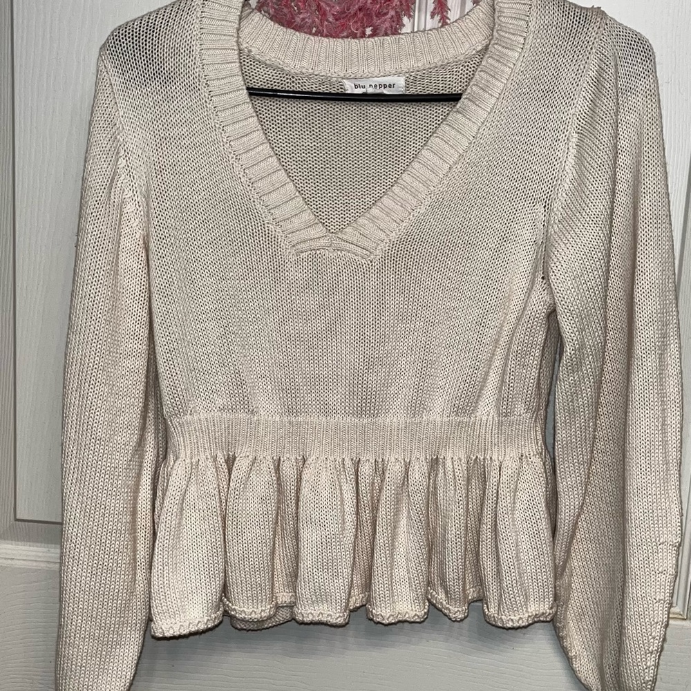 Cream cropped Top